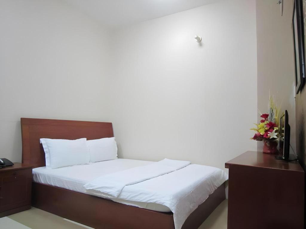 Hotel Vy Vy Airport Ho Chi Minh City