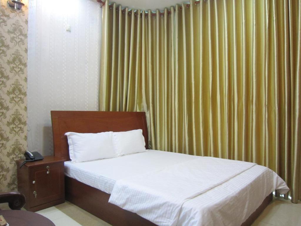 Vy Vy Airport Hotel