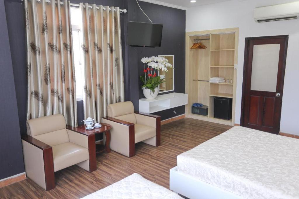Hotel Rain Bow Ho Chi Minh City