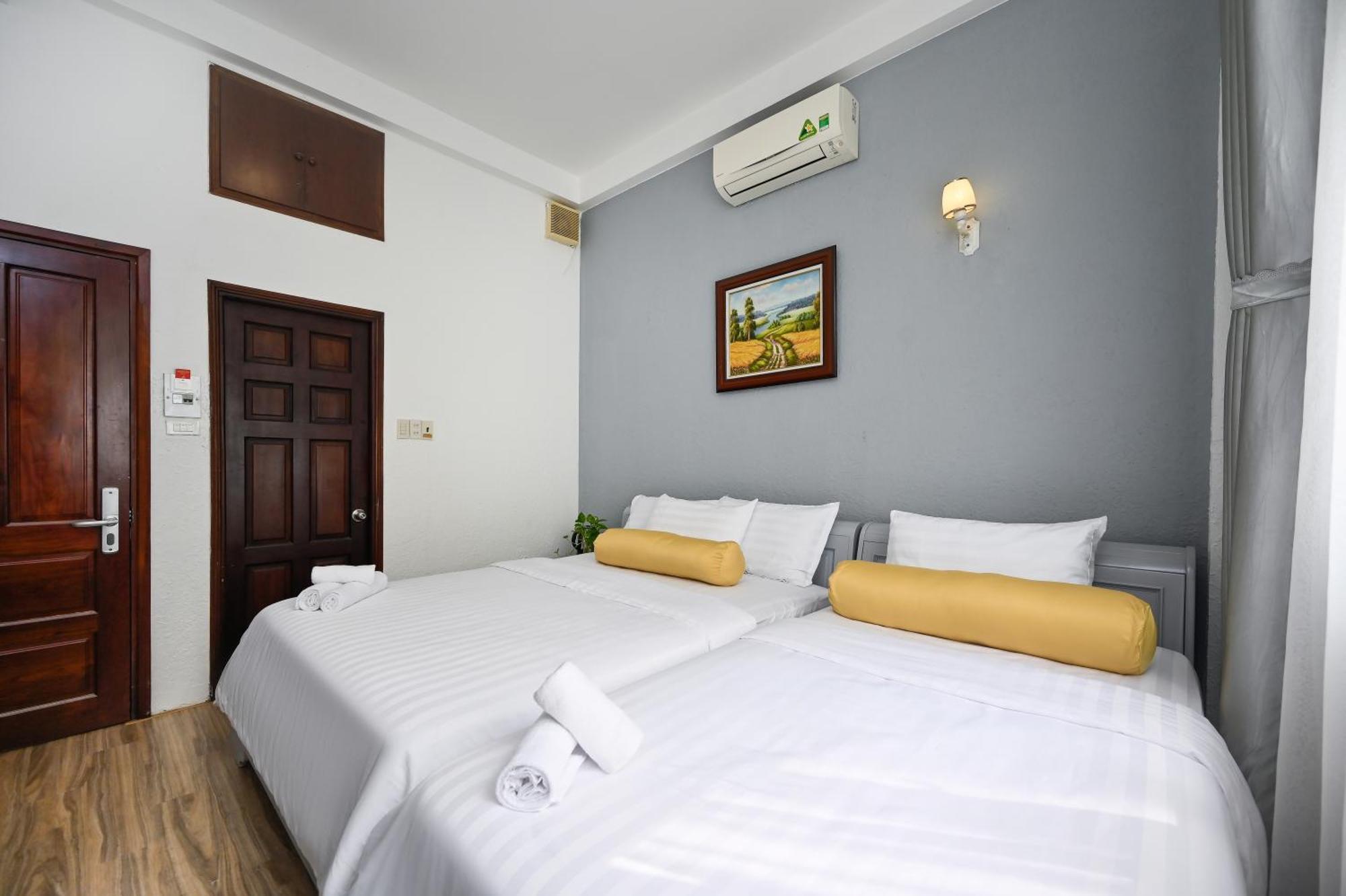 Amory Saigon Center Hotel 3*