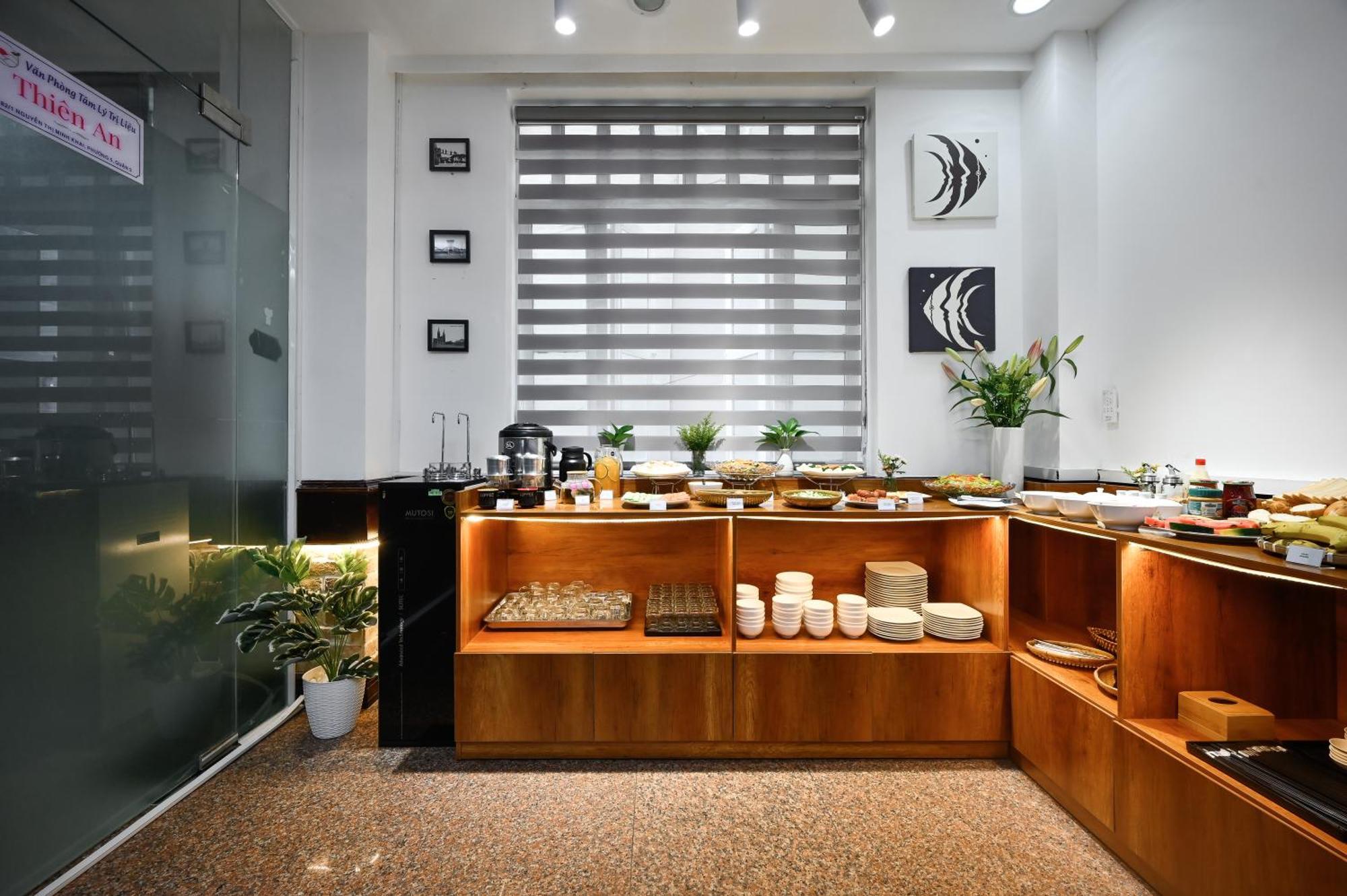 Amory Saigon Center Hotel 3*