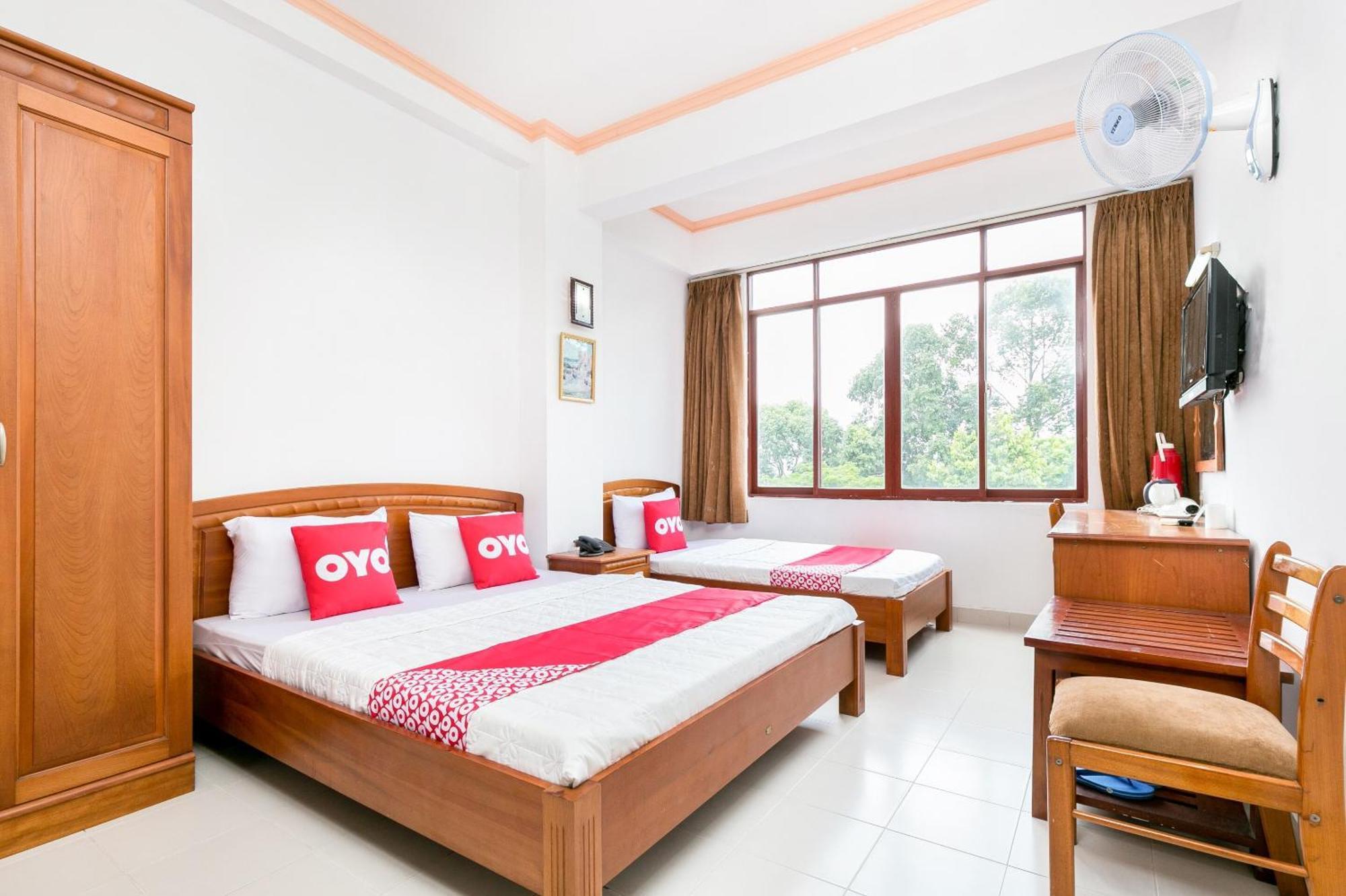 Hotel Vien Ngoc Xanh