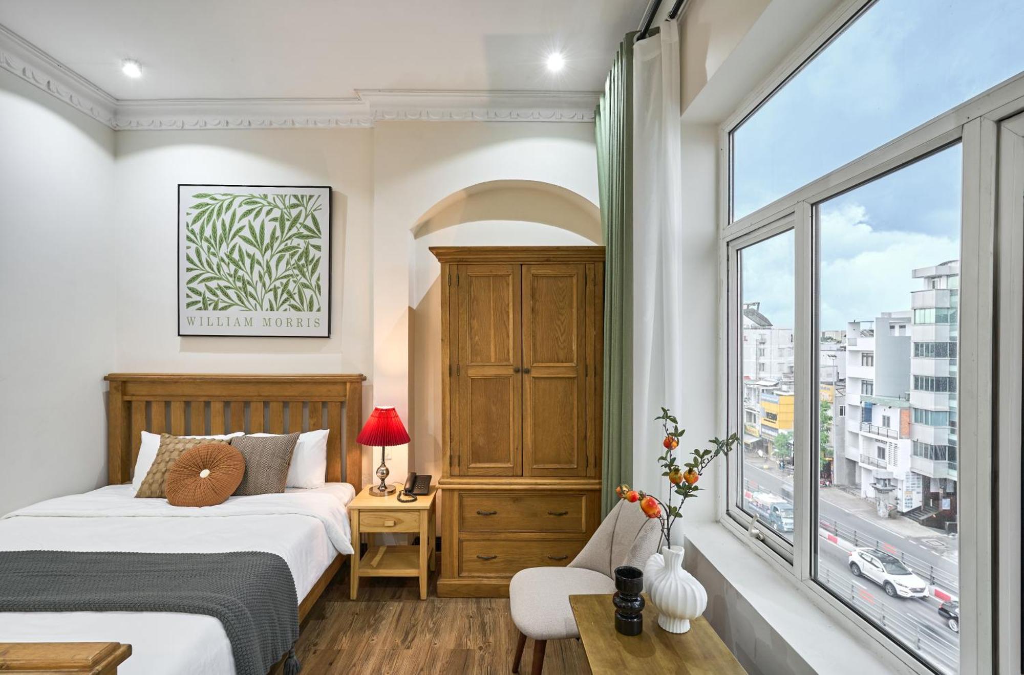 Hotel The Passion Lux Airport
