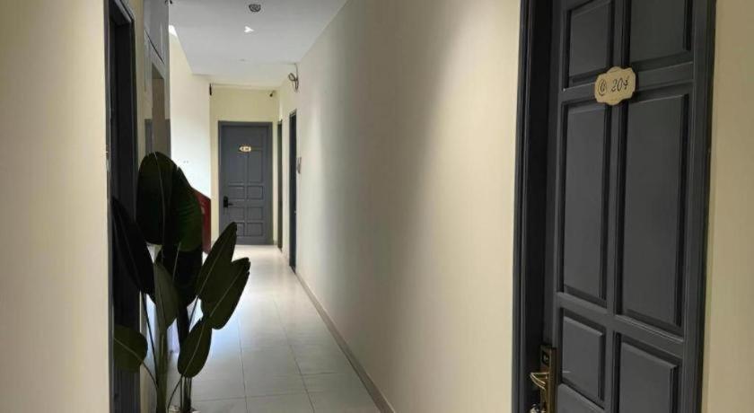 Hotel La Phan Huy Ich