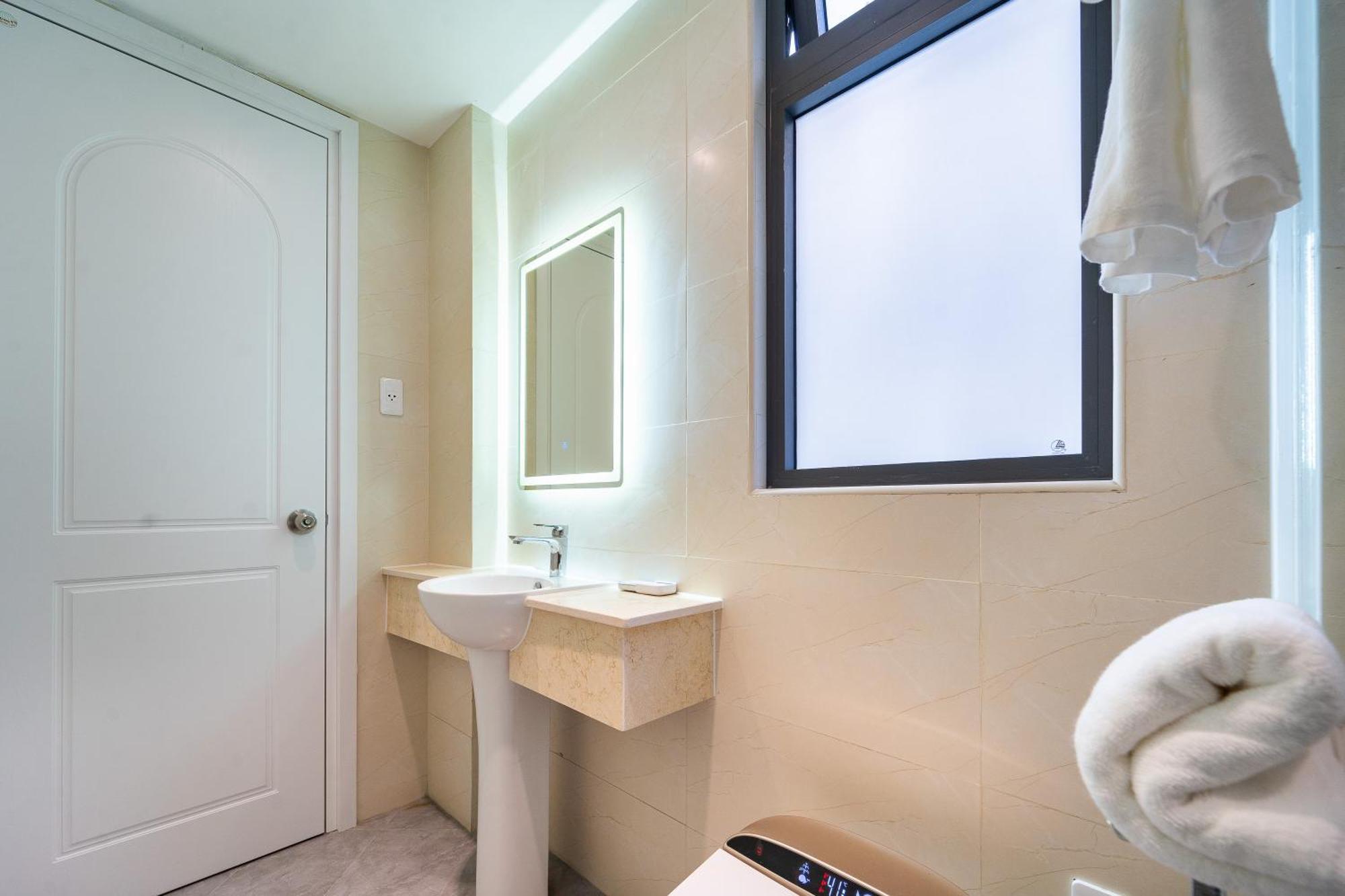 Nicecy - Truong Quyen 2* Ho Chi Minh City