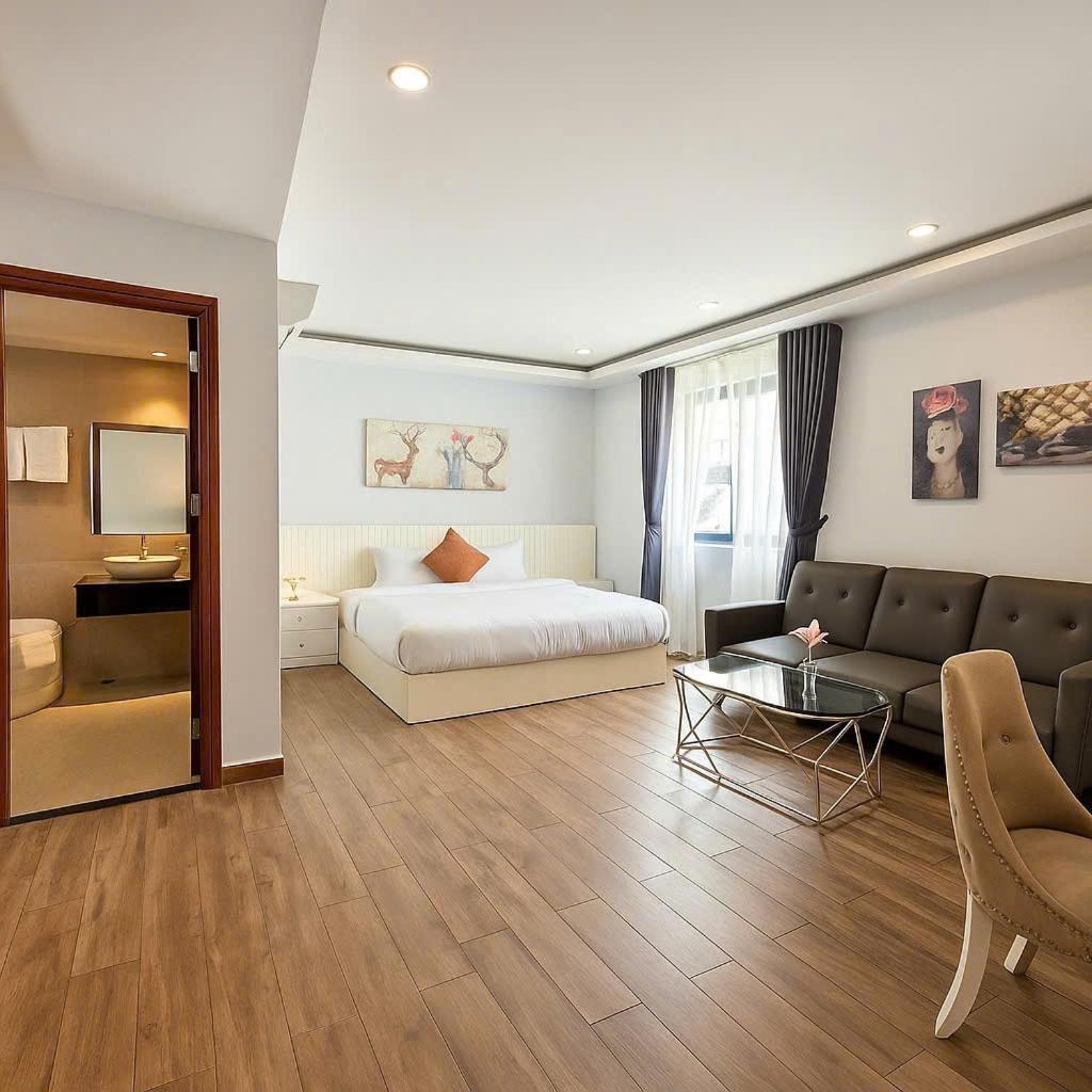 Ballantine Hotel 3*