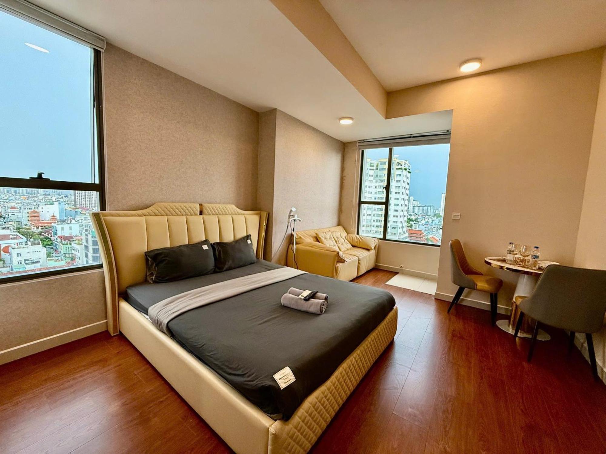 Saigon Downtown - Rivergate *