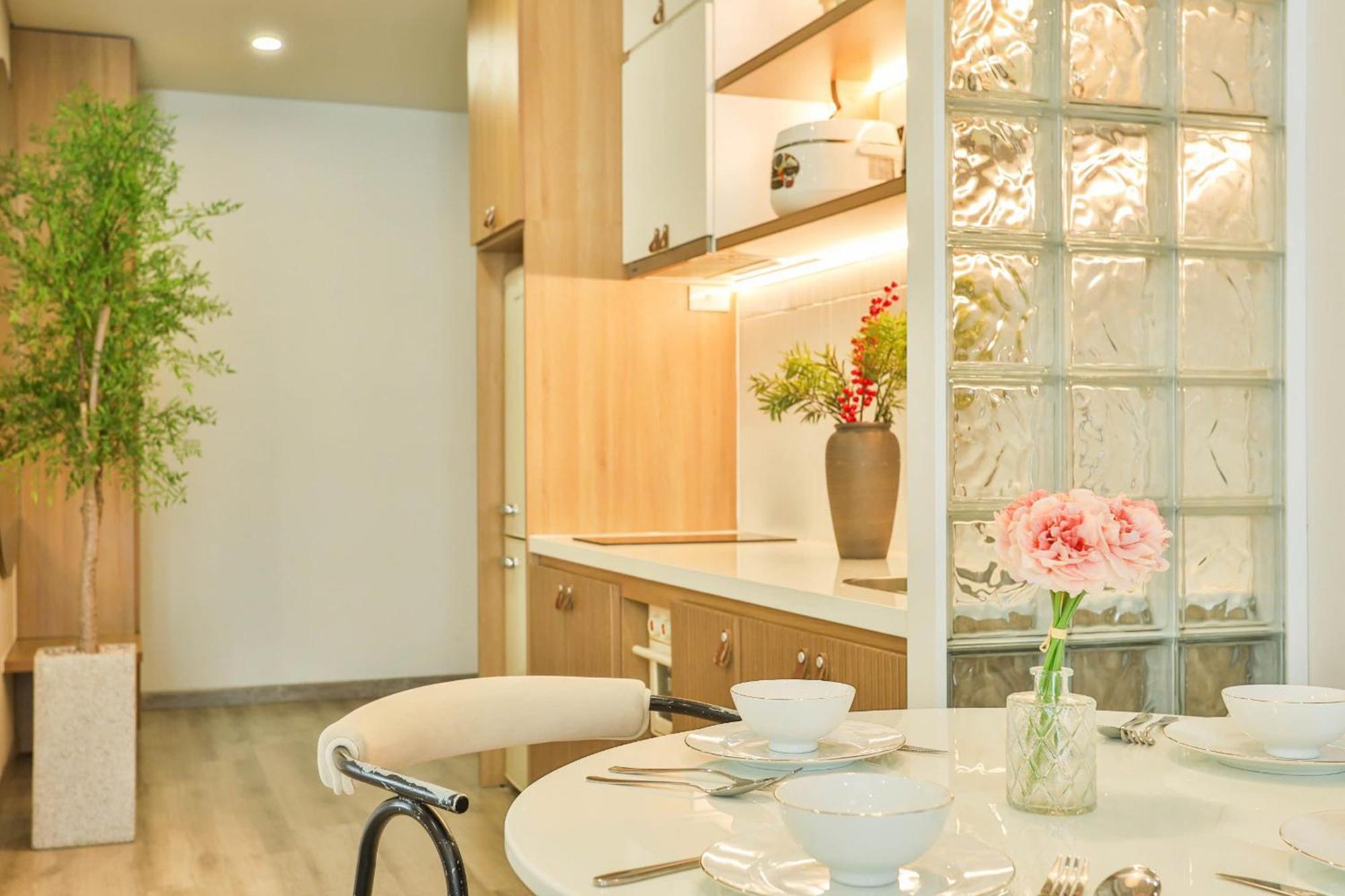 Innside Apartel - Terra Royal Tower, Classic & Casino Apartment Ho Chi Minh City