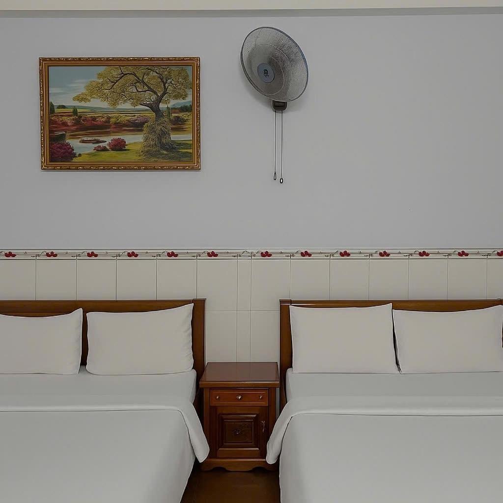 Hotel Diamond Cmt8 - Center Saigon