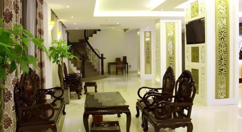 Hotel Rain Bow Ho Chi Minh City