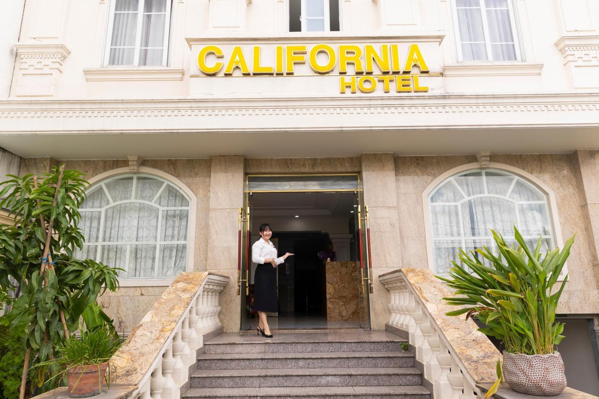 Hotel California Bandar Ho Chi Minh