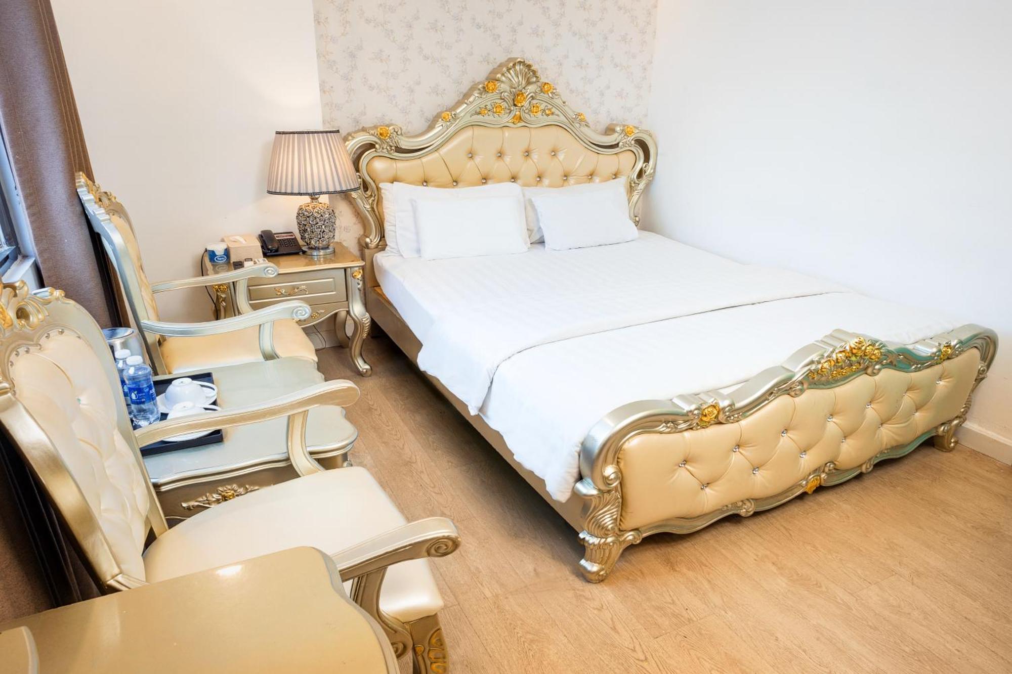 A25 - 255 Le Thanh Ton Hotel 2*
