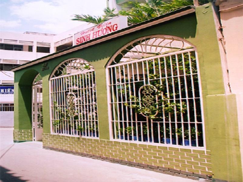 Hotel Tan Sinh Huong *