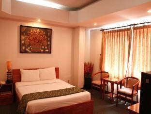 Roseland Corp Hotel
