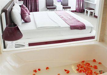 Hotel Luxury 2*