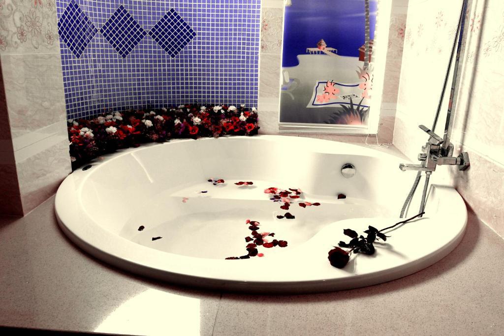 Ha Oanh 2 Hotel 2*