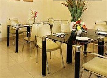 Ben Thanh Market - Premium Hotel