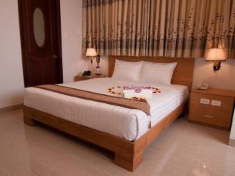 New Pearl Hotel 2*