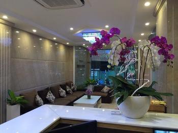 Thien Hotel 2*