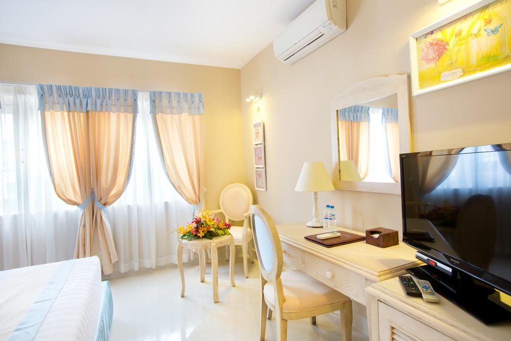 L'odeon Phu My Hung Hotel Ho Chi Minh City