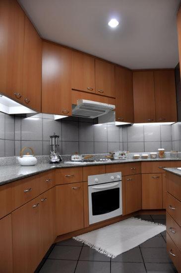 Indochine Park Tower Apartment *