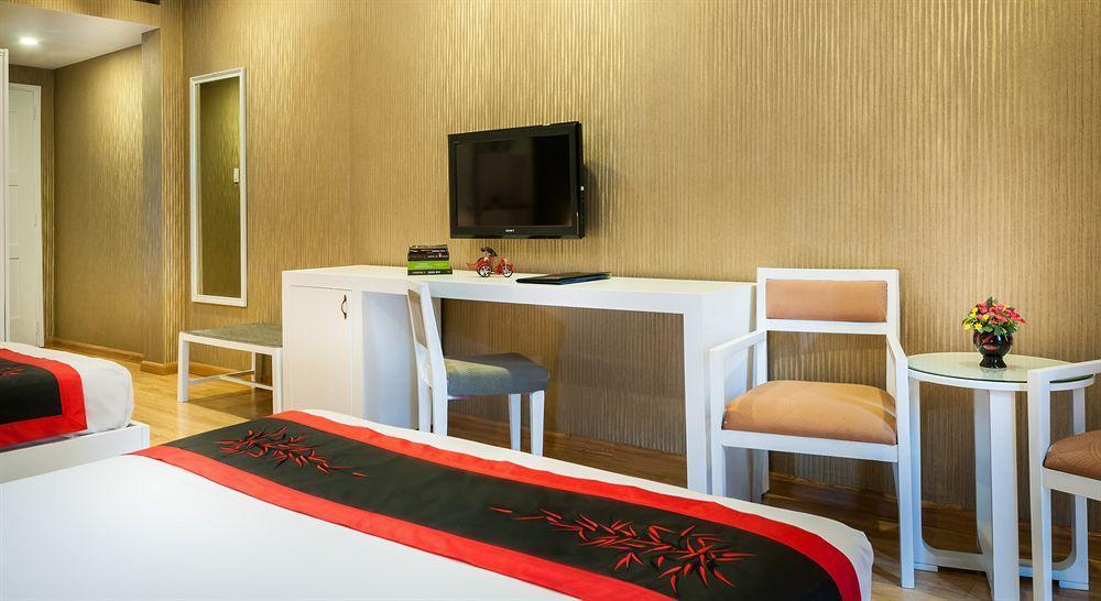 Hotel Saga 2*