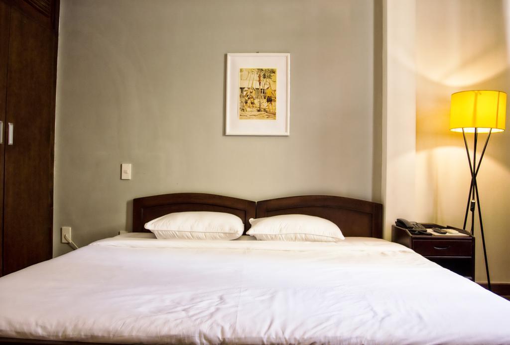 Tripwriter & Bistro * Ho Chi Minh City