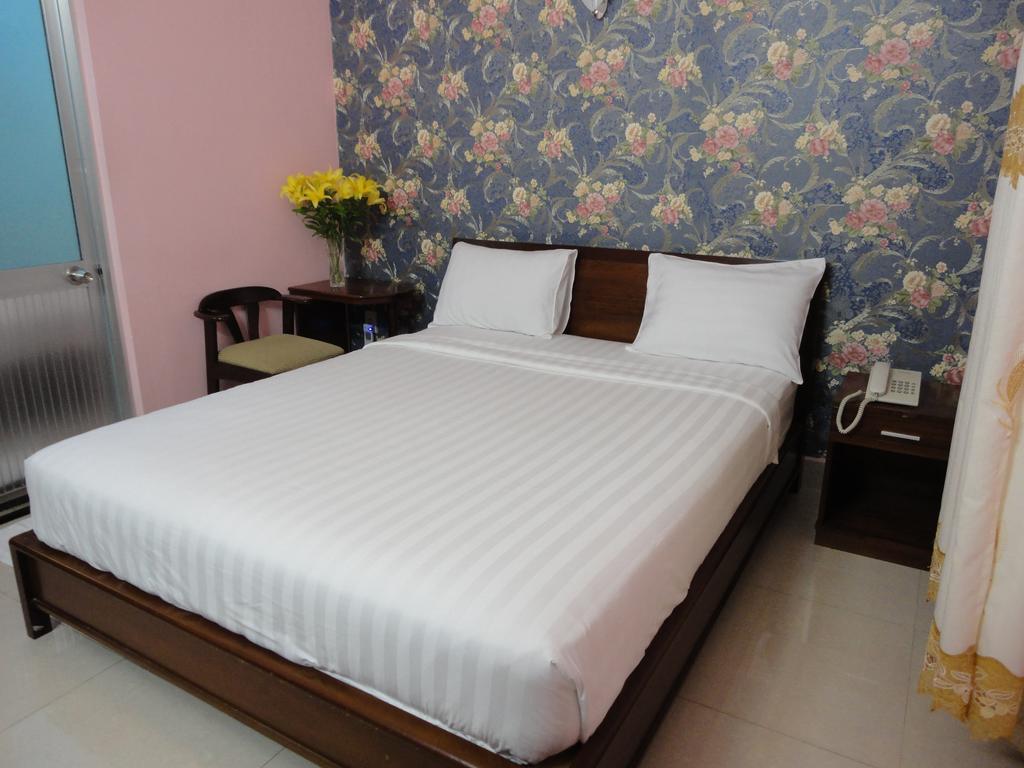 Yen Trang Hotel 2*