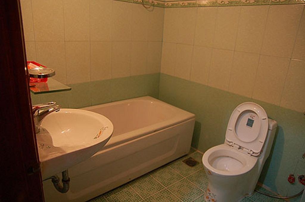 Hotel A Song Thuong 2*