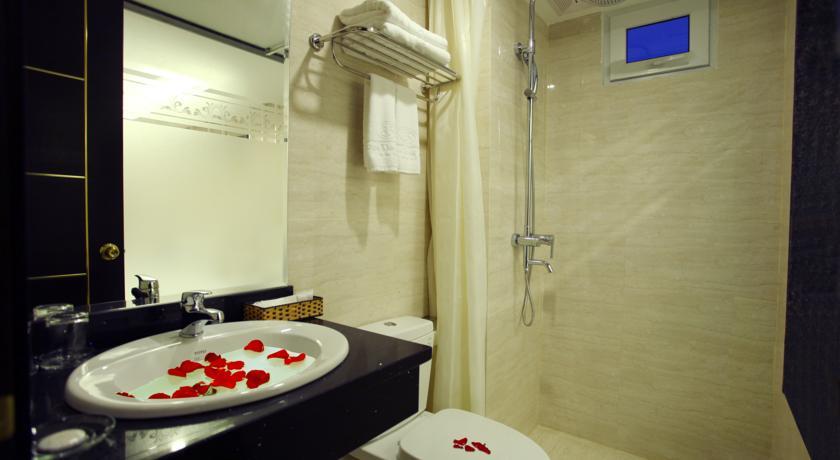 Hotel Sense Legend And Ho Chi Minh City