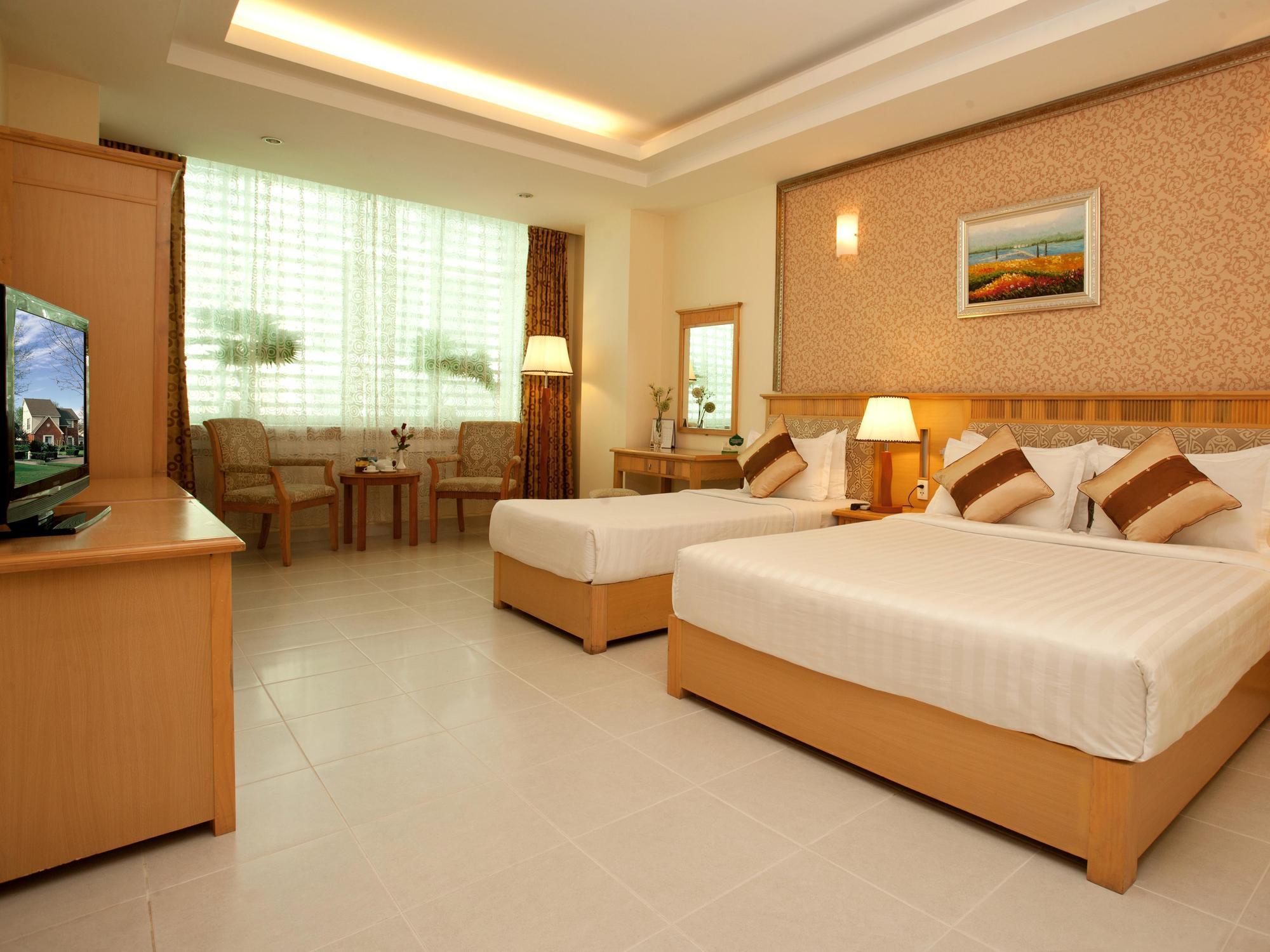Silverland Min Hotel