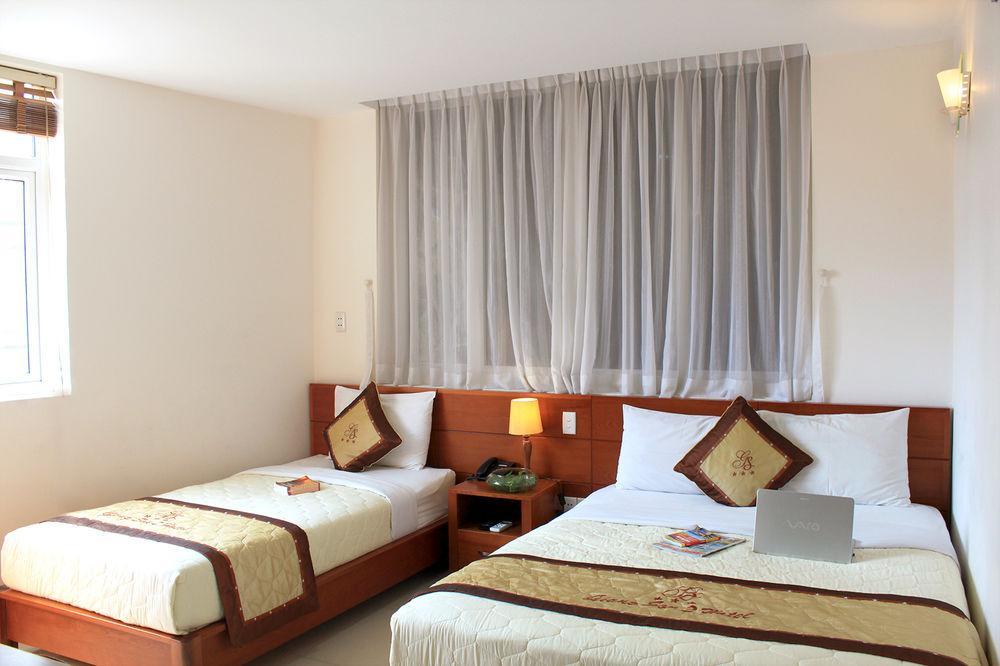 Giang Son Khách sạn 2*