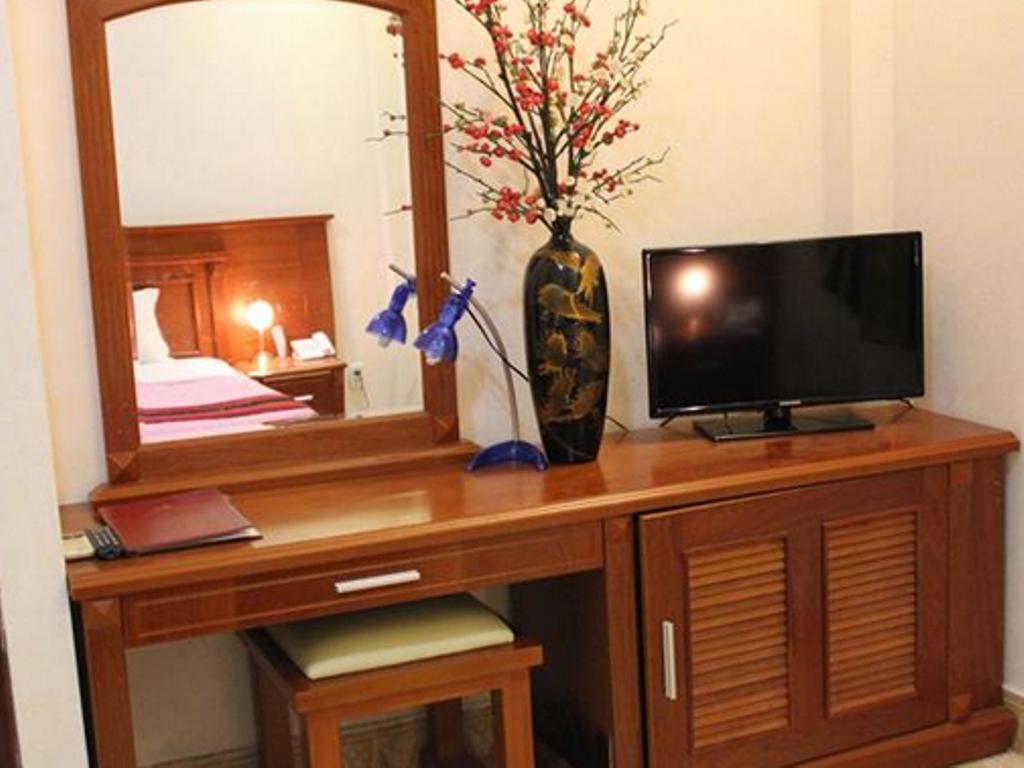 A25 - 75 Le Thi Hong Gam 2* Ho Chi Minh City