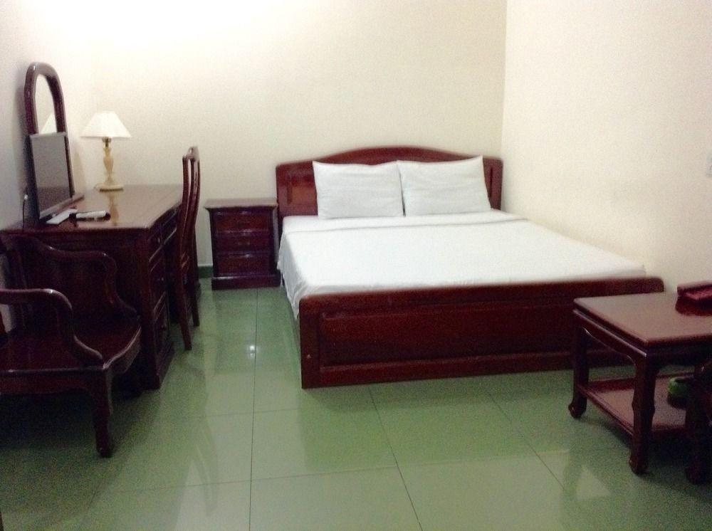 Ben Thanh Market Central Hotel