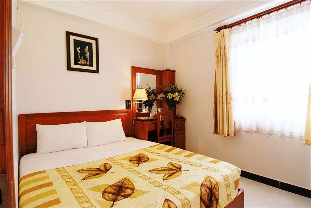 C Central Hotel Bui Vien Hotel 3*