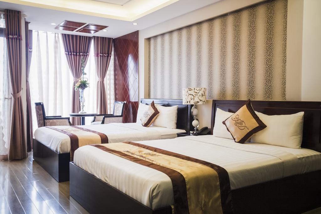 Hoang Dung - Hong Vina Ho Chi Minh City