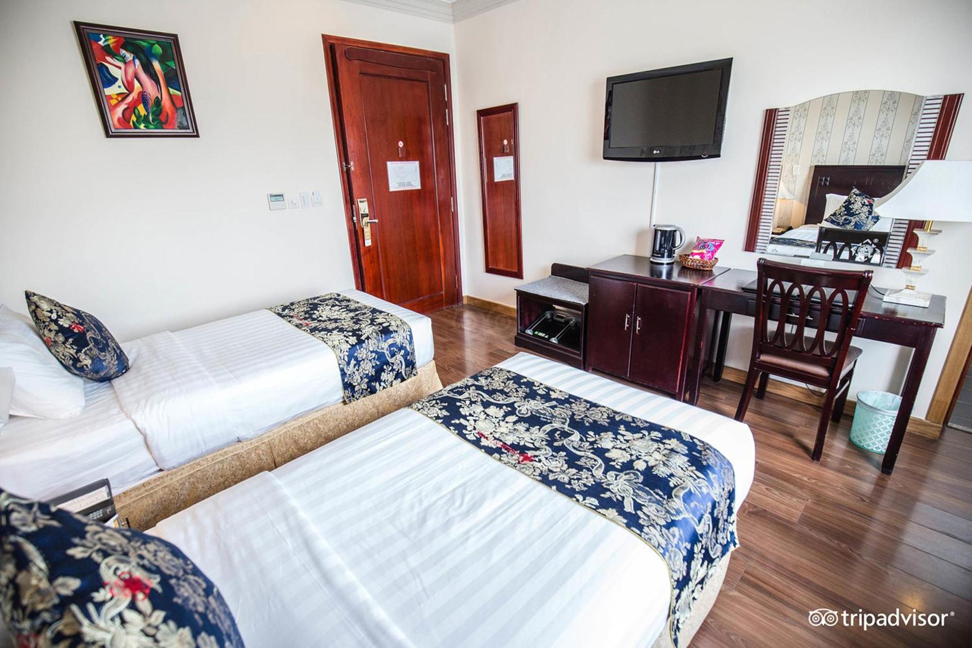 Hotel Golden Saigon 4*