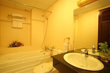 Silverland Min Hotel