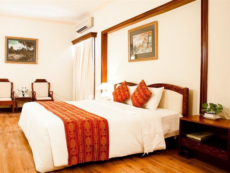 Royal Saigon Hotel 4*