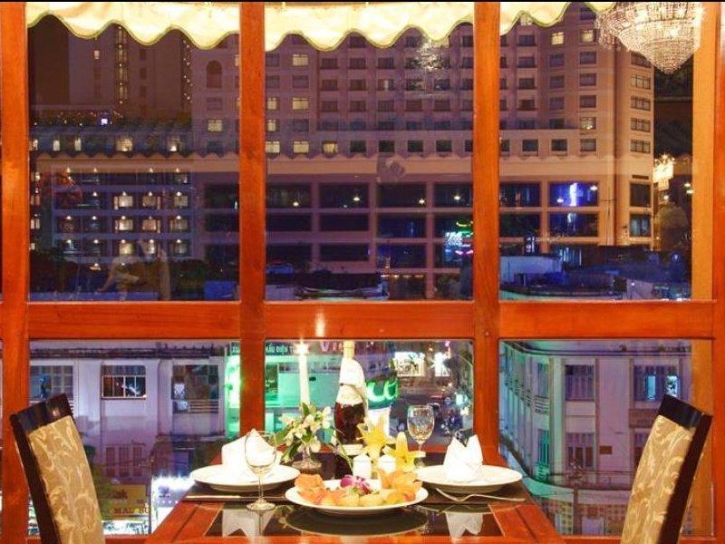 Hotel Royal Saigon 4*