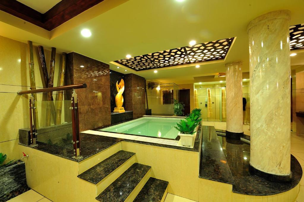 Hoa Long Hotel 2*