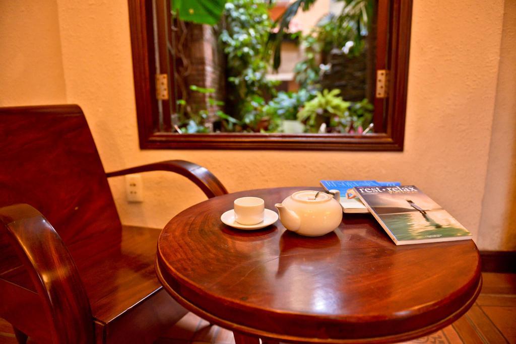 Cam Ly Boutique & * Ho Chi Minh City