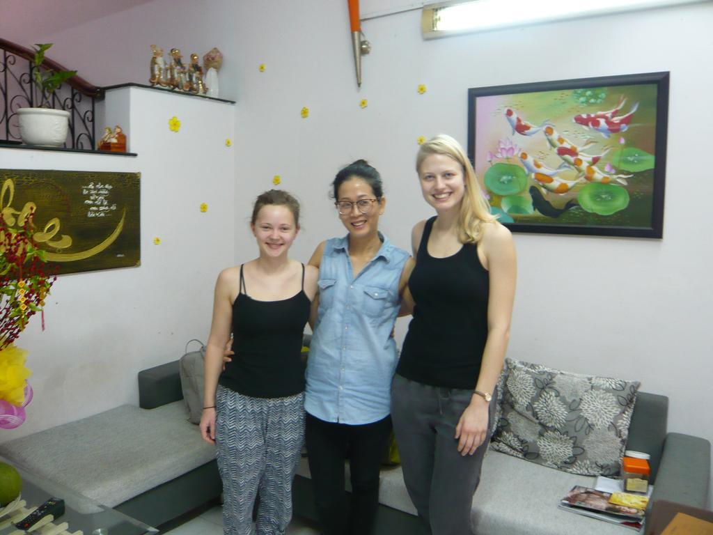 Ms Yang 2 - Cook * Ho Chi Minh City