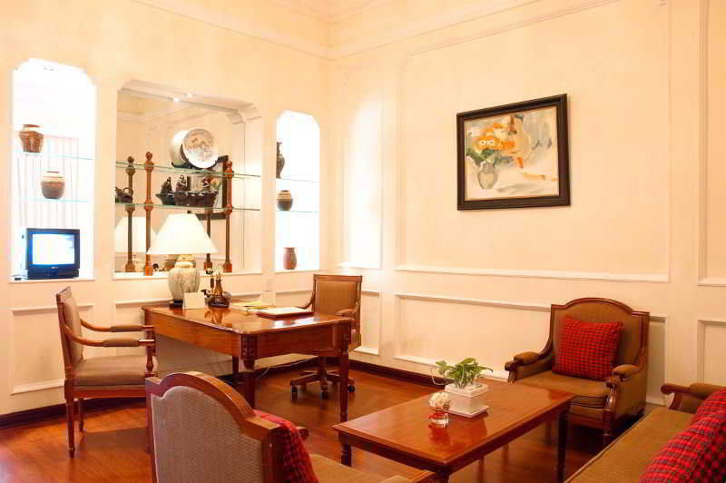 Royal Saigon 4*
