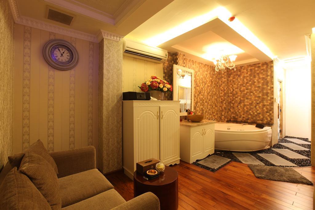 Minh Tam & 3/2 Hotel 3*