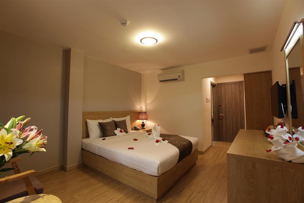 Hotel Minh Tam & 3/2 Ho Chi Minh City