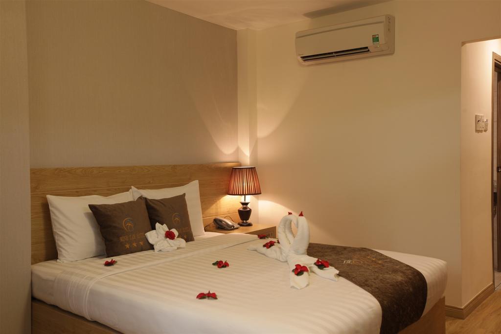 Minh Tam & 3/2 Hotel 3*