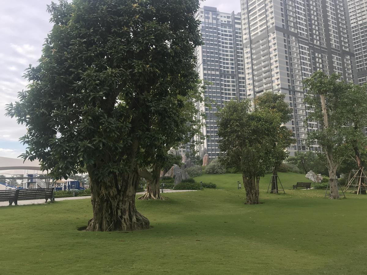 Huyen Vinhomes Central Park * Ho Chi Minh City