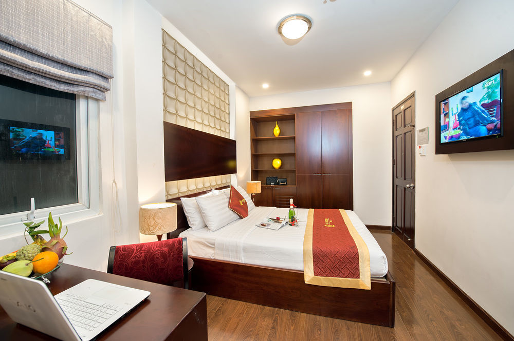 Khách sạn Valentine Boutique - 29 Bui Vien Street 3*
