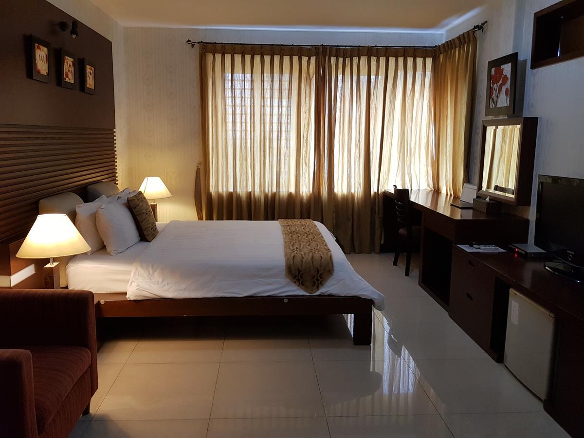 Hotel Laguna 2*
